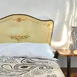 Guesthouse Viale לינה וארוחת בוקר