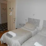 Guesthouse Viale לינה וארוחת בוקר